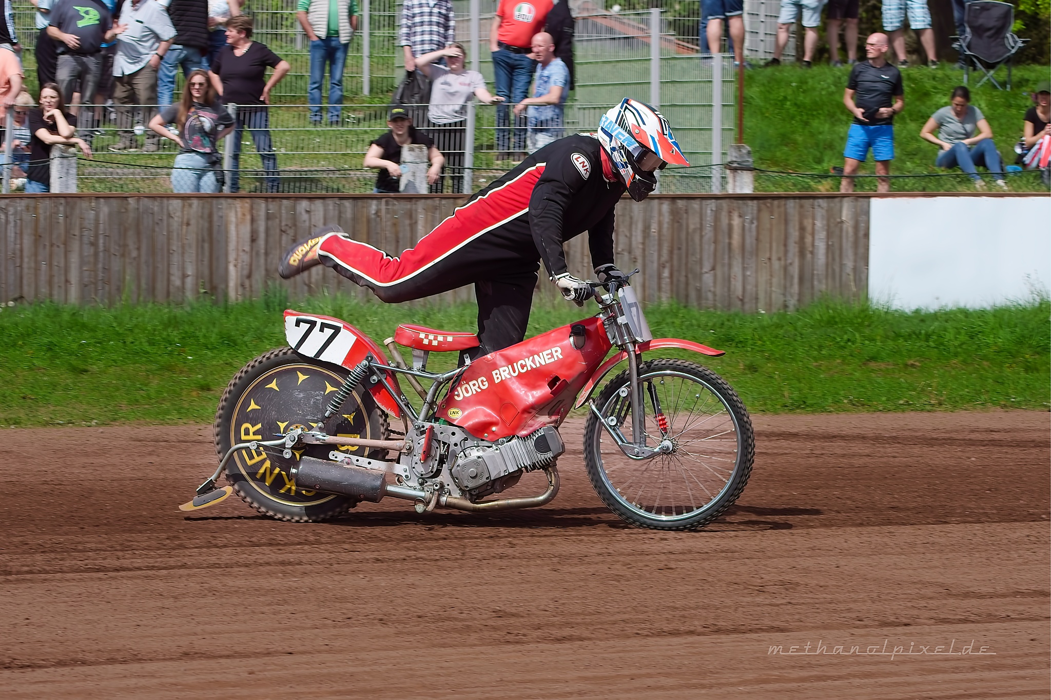 ILCE 7M4   A7404982 2048